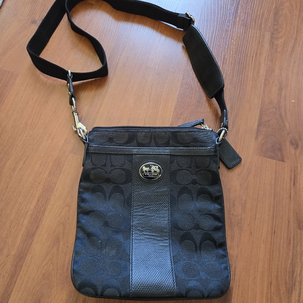 Coach side bag